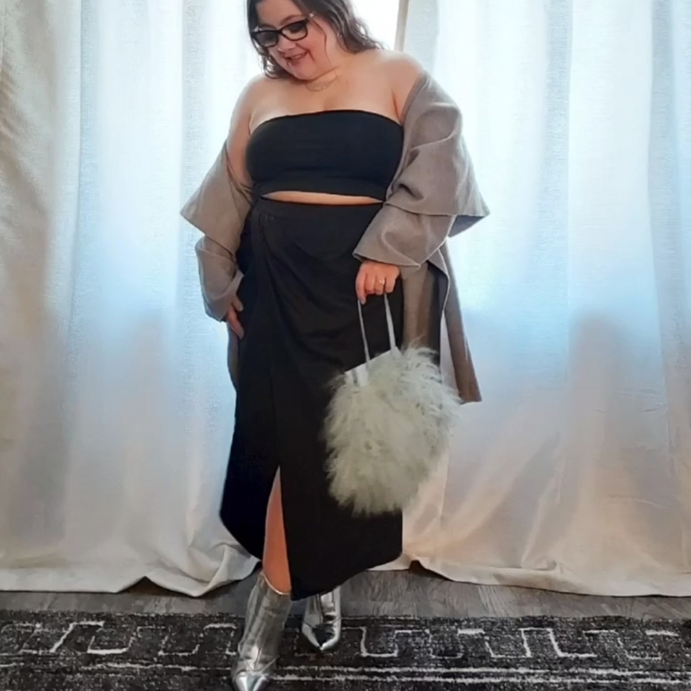 ELOQUII black satin draped skirt sz 14 14P